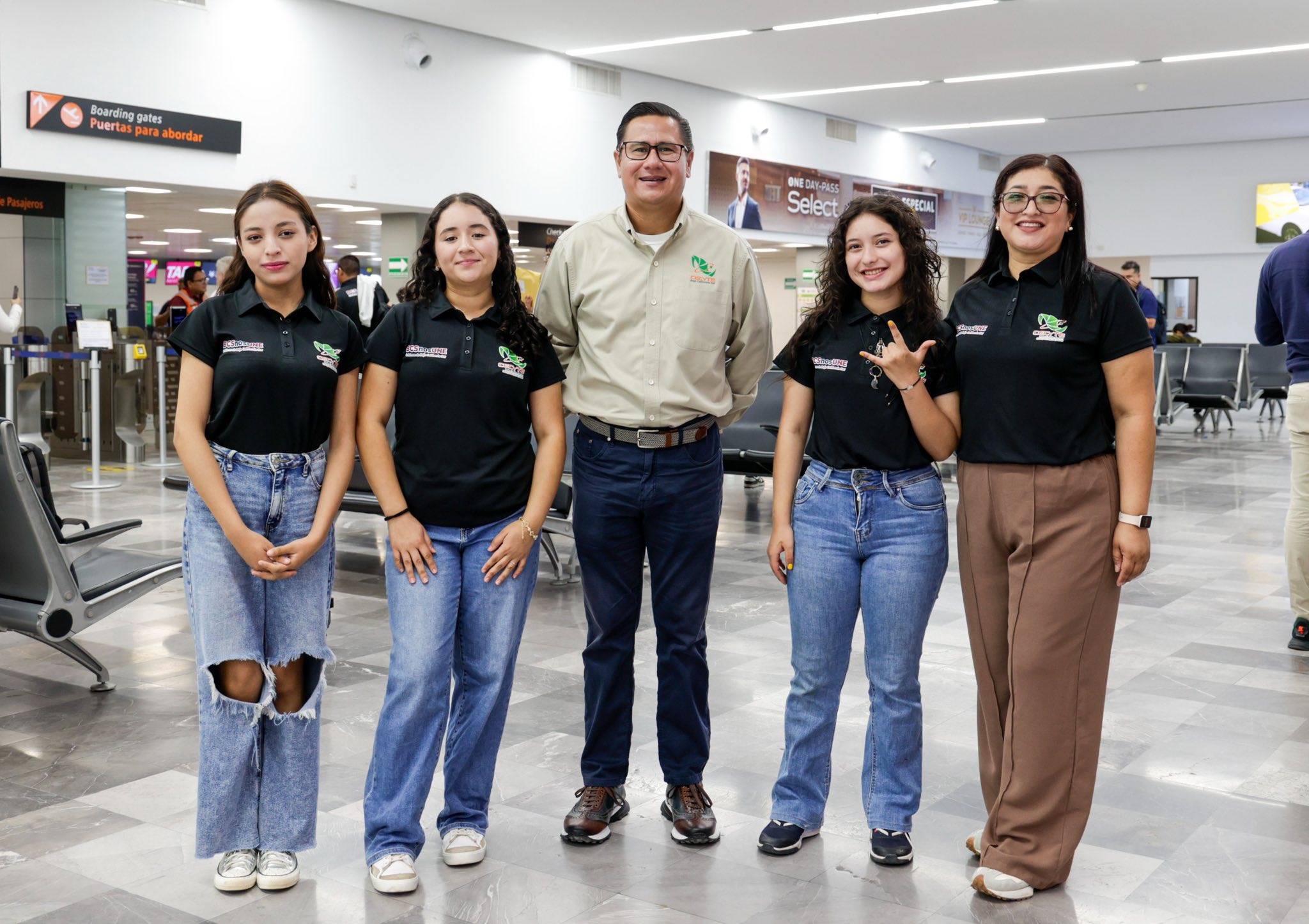 Estudiantes del CECyTE BCS en el Festival Nacional de Arte y Cultura - Imagen 2