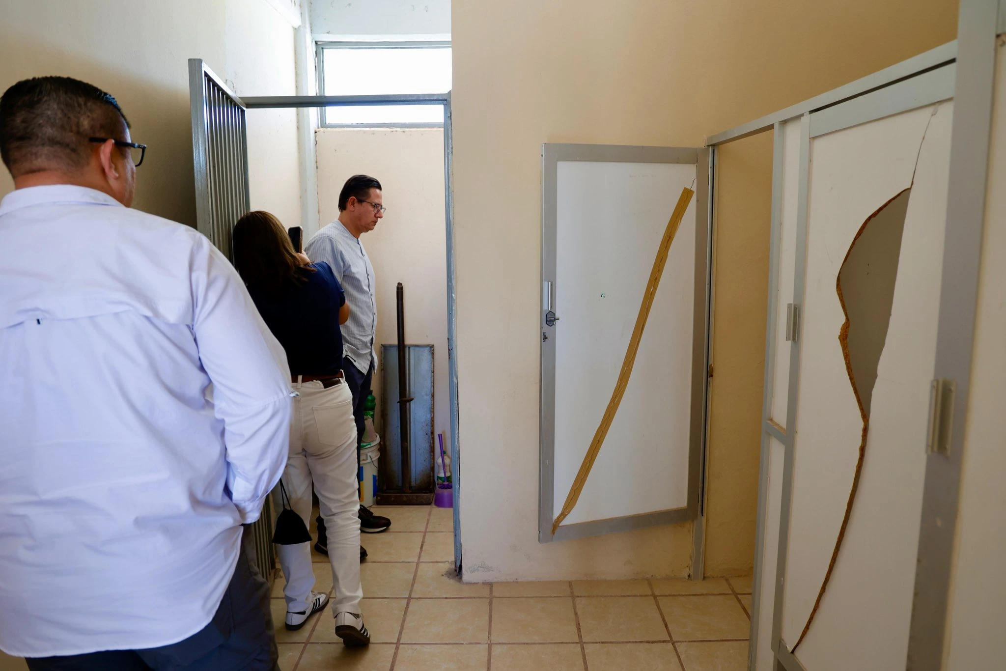 Galería 2 - Gira de trabajo por planteles