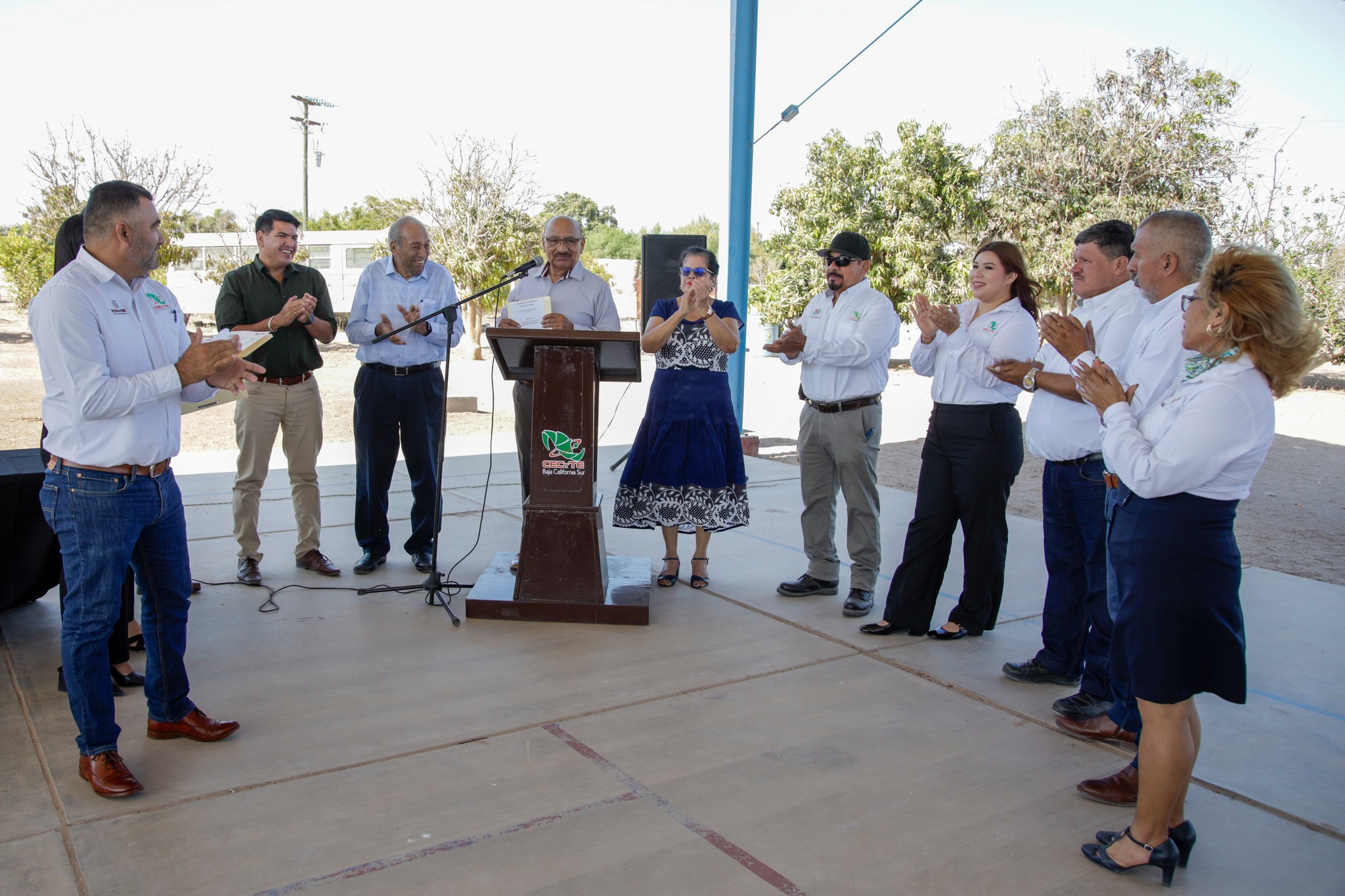 Entrega de comodato albergue