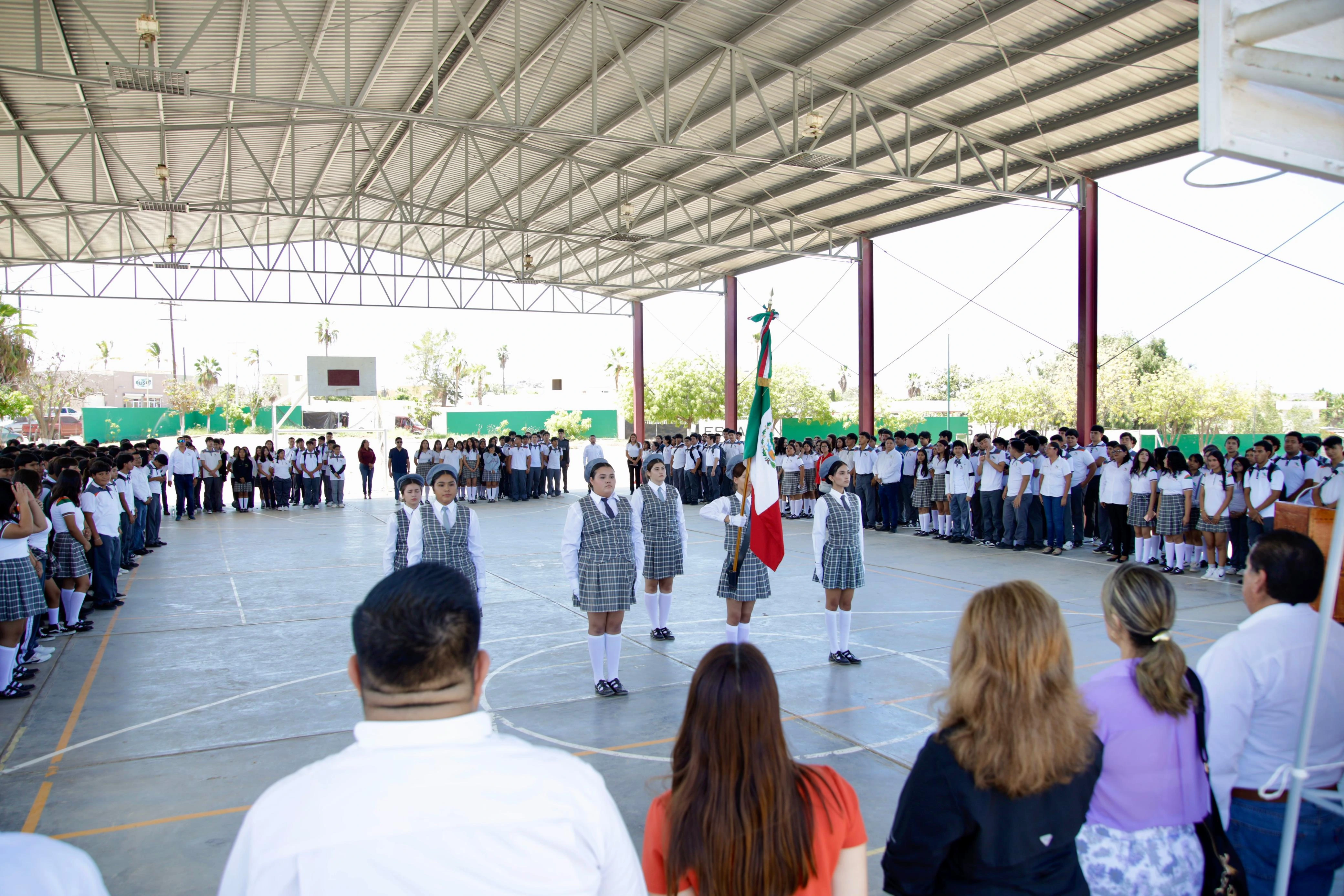 Estudiantes en ceremonia