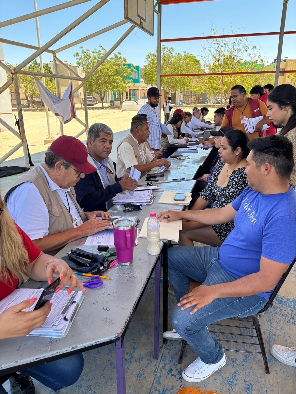 Entrega de Tarjetas de la Beca Benito Juárez en CECyT 08 La Paz