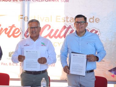 CECYTEBCS Y SEDIF FIRMAN CONVENIO DE COLABORACIÓN