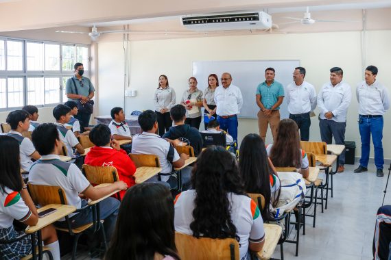 ENTREGA GOBIERNO DEL ESTADO AULA DIDÁCTICA AL PLANTEL CECYT 05 CABO SAN LUCAS